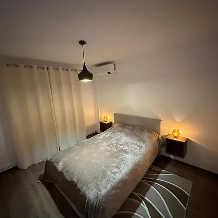 Cartierul Dristor Apartment *